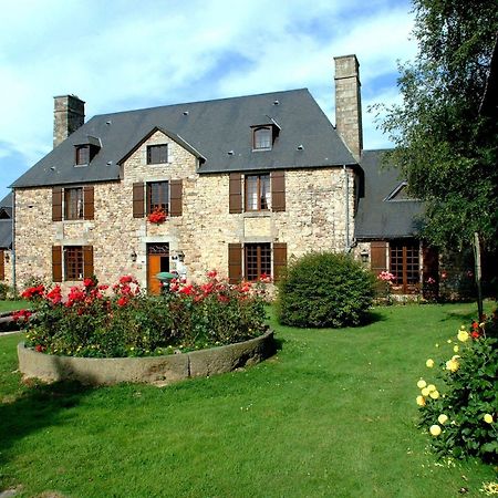 Logis Hotel Restaurant Manoir De L'Acherie Sainte-Cecile  Ngoại thất bức ảnh